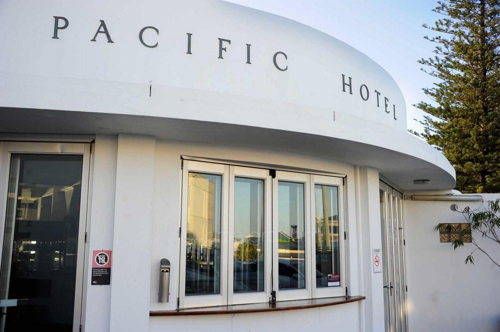 Pacific Hotel Yamba Exterior photo