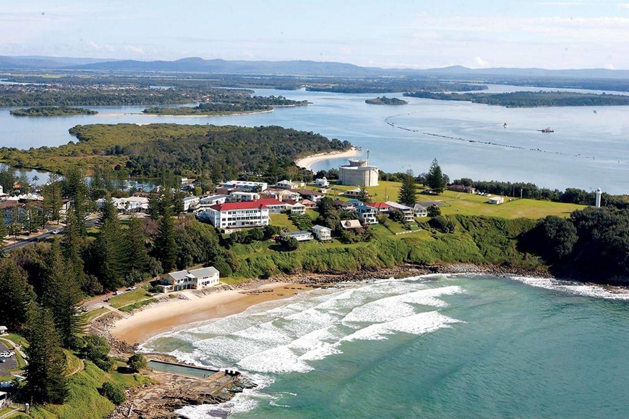Pacific Hotel Yamba Exterior photo